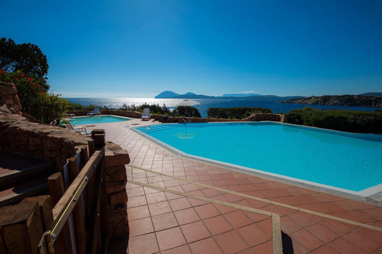 Splendido Appartamento Vista Mare Порто Ротондо Екстериор снимка