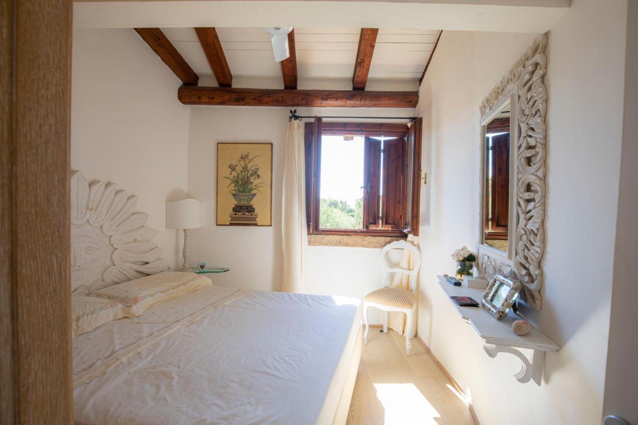 Splendido Appartamento Vista Mare Порто Ротондо Екстериор снимка