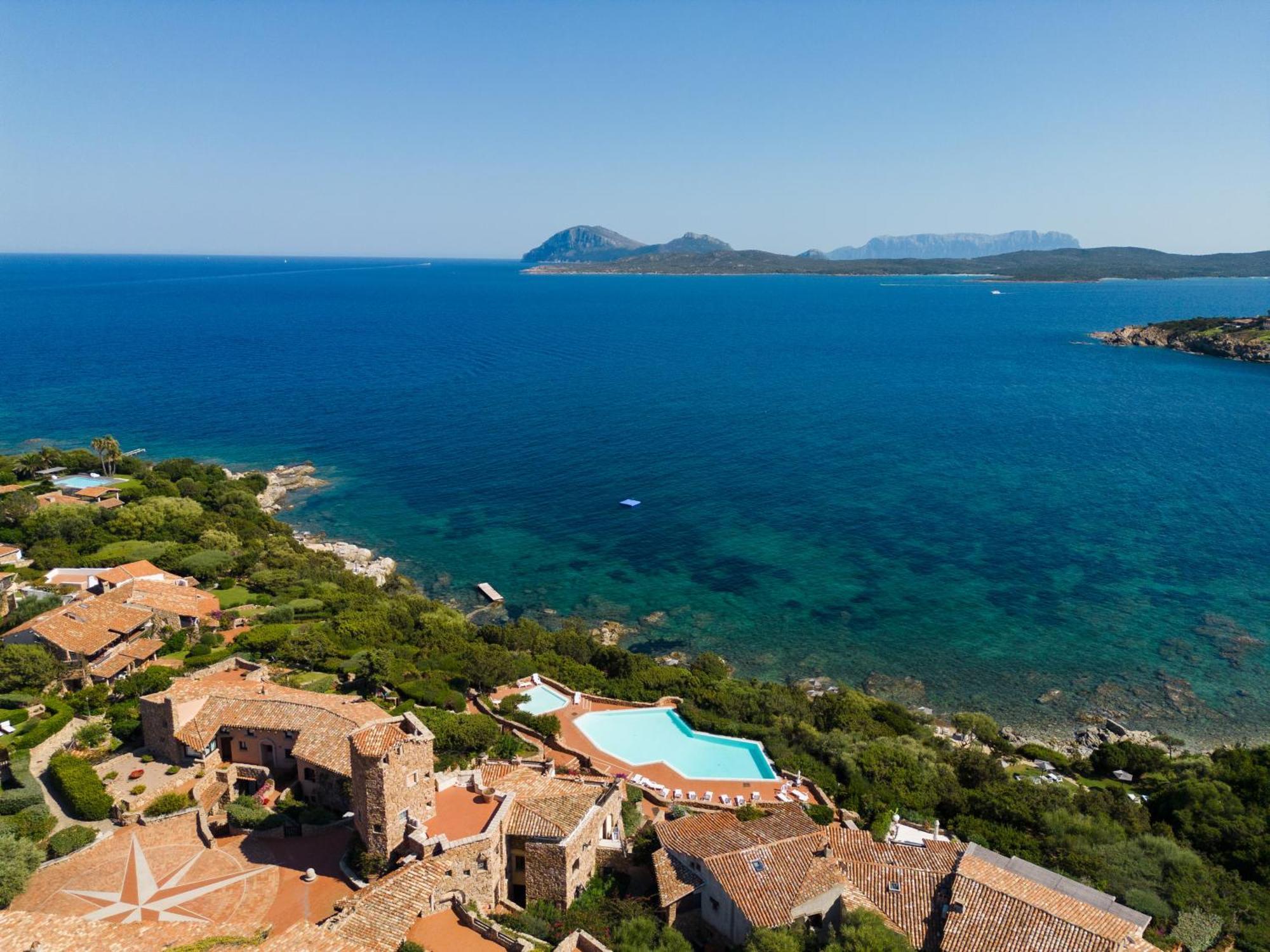 Splendido Appartamento Vista Mare Порто Ротондо Екстериор снимка