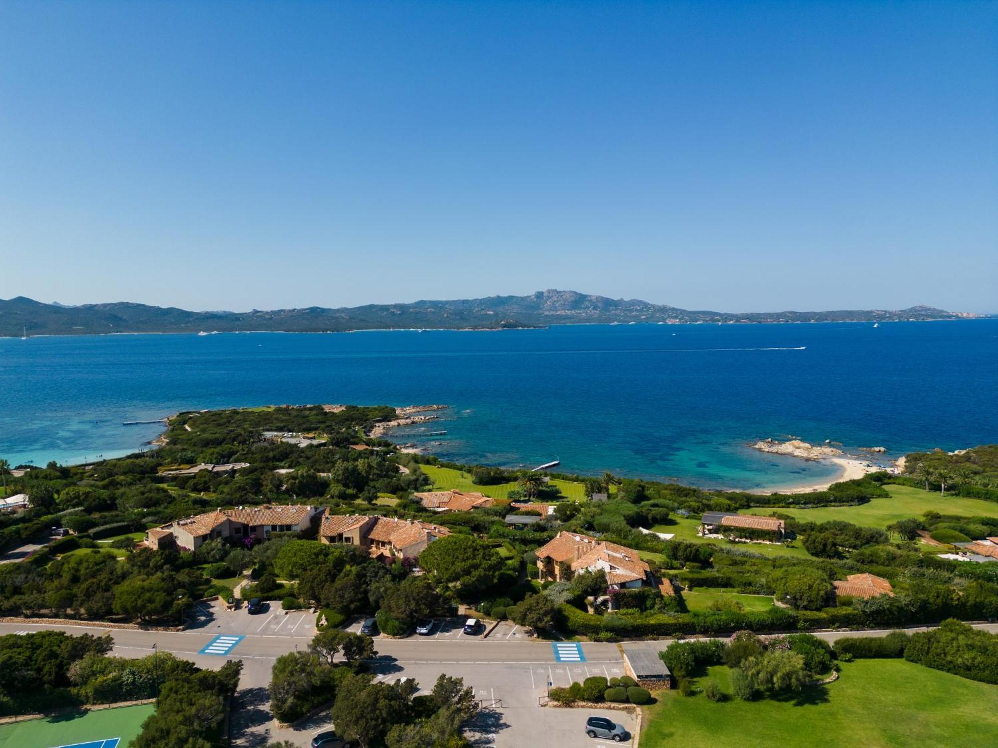 Splendido Appartamento Vista Mare Порто Ротондо Екстериор снимка