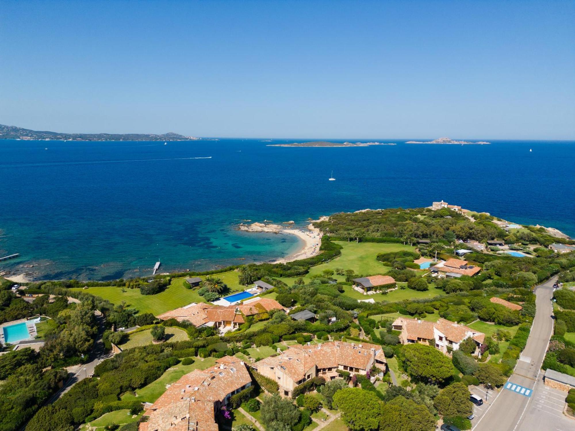 Splendido Appartamento Vista Mare Порто Ротондо Екстериор снимка